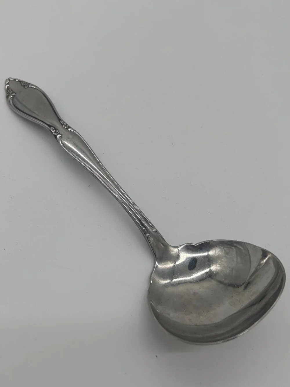 CHATELAINE ONEIDA COMMUNITY STAINLESS SMALL SAUCE LADLE GRAVY 7 INCHES